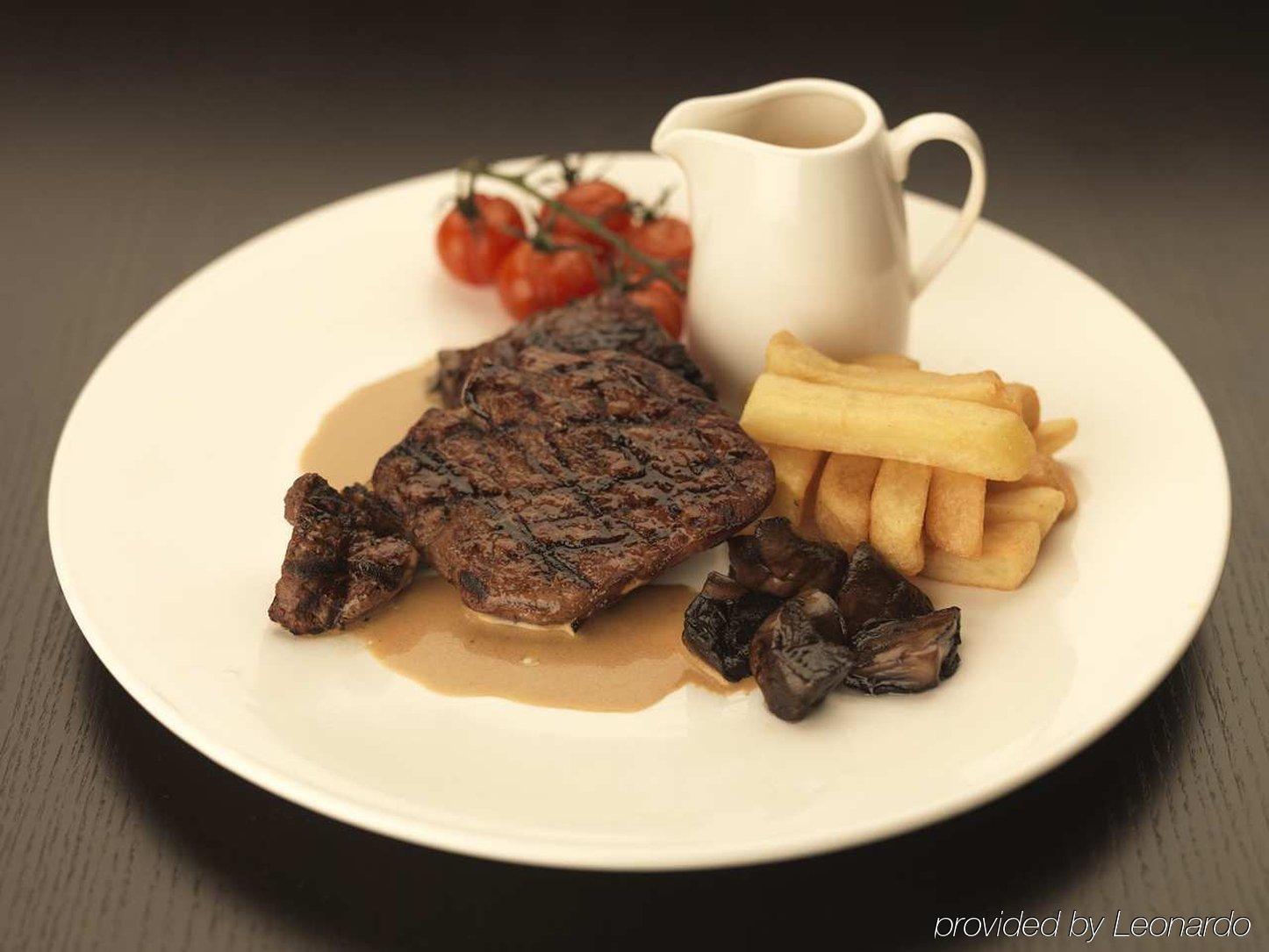 Hilton Garden Inn Aberdeen City Centre Bagian luar foto