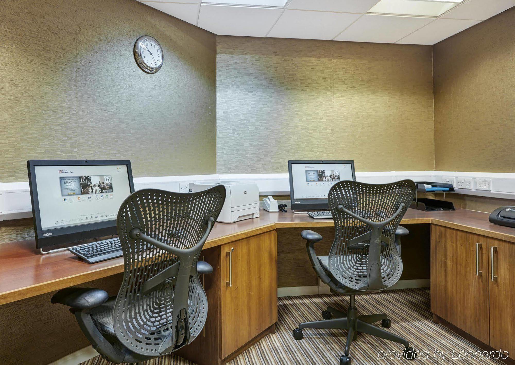 Hilton Garden Inn Aberdeen City Centre Bagian luar foto