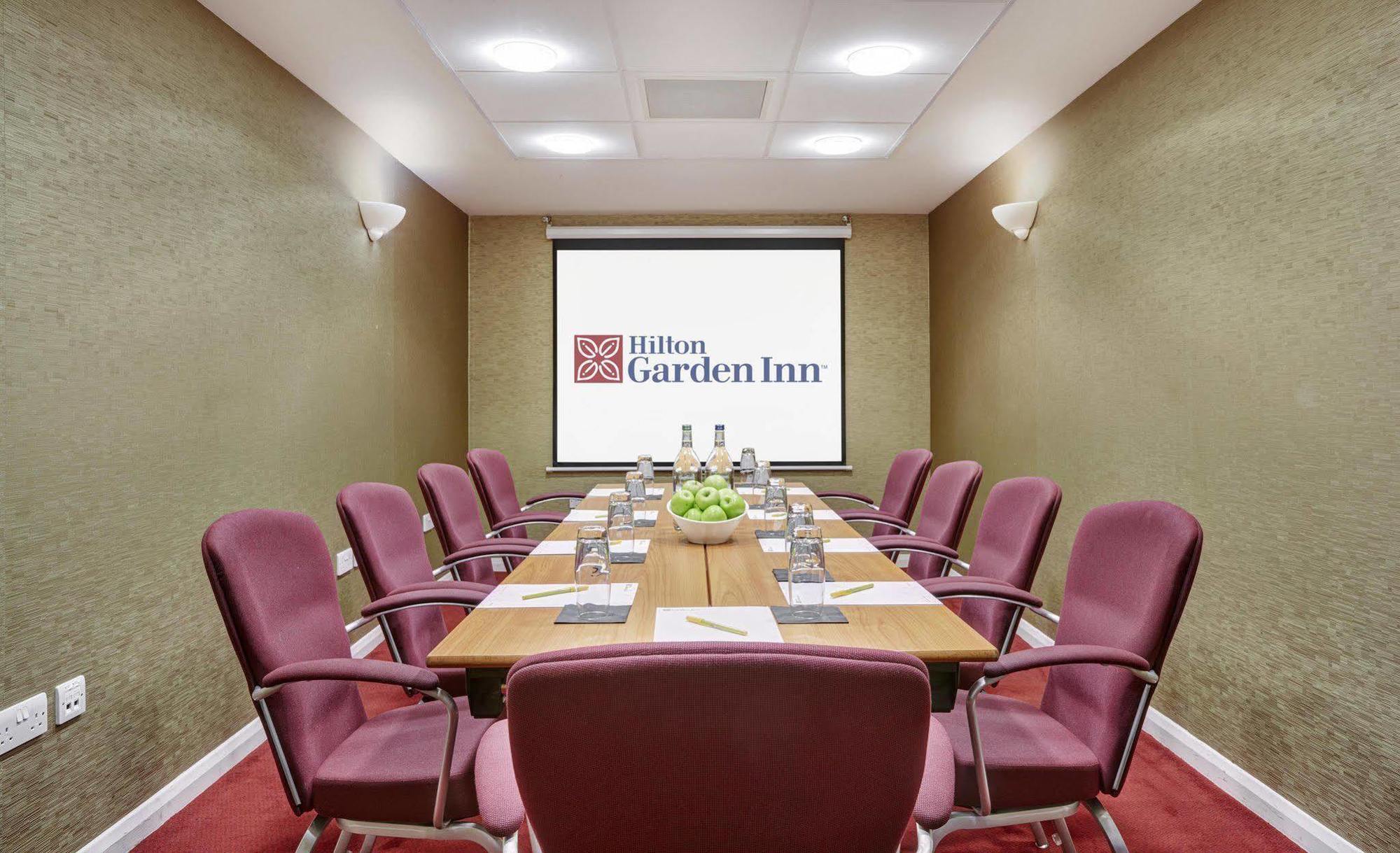 Hilton Garden Inn Aberdeen City Centre Bagian luar foto